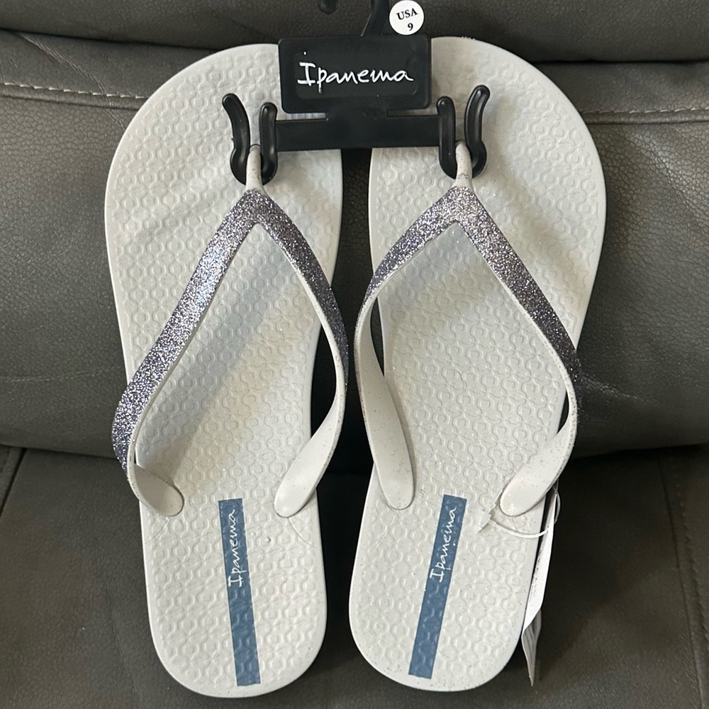 Ipanema Ana Sparkle Women's Flip Flop Sandals